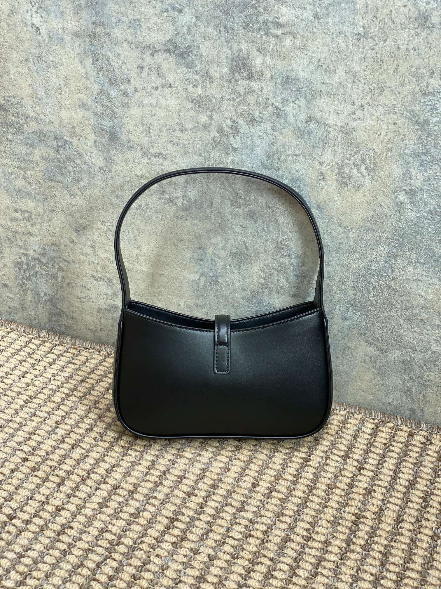 Dubai Outlet hobo Bag